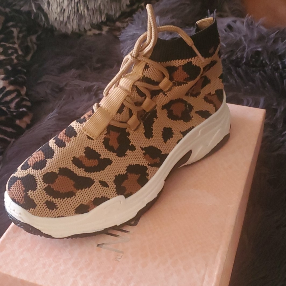 Leopard  stretch  sneakers